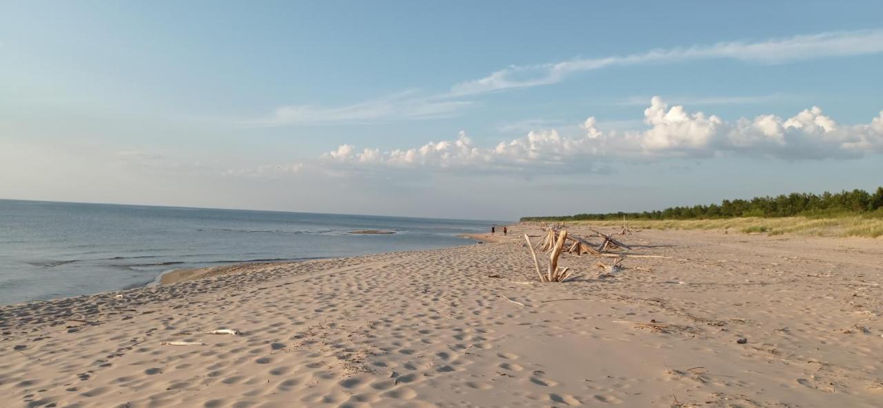 House, Garden & Sauna. Free Parking. Train Stop-200 M. Sea-1 Km. Jūrkalne Exterior foto