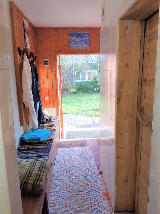 House, Garden & Sauna. Free Parking. Train Stop-200 M. Sea-1 Km. Jūrkalne Exterior foto